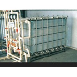 電滲析設備廠家供應，九龍水處理暢銷的電滲析設備出售