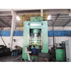 【廠家推*】質量良好的YP61擠壓機動態——宿遷YP61擠壓機