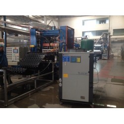BS低溫冷凍機，上海風冷冷水機，大型螺桿式冷水機