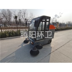 為什么選擇電動掃地車？
